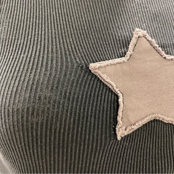 GARAGE Distressed Cropped Star Kenny Tank Top Size XS - Picture 15 of 16